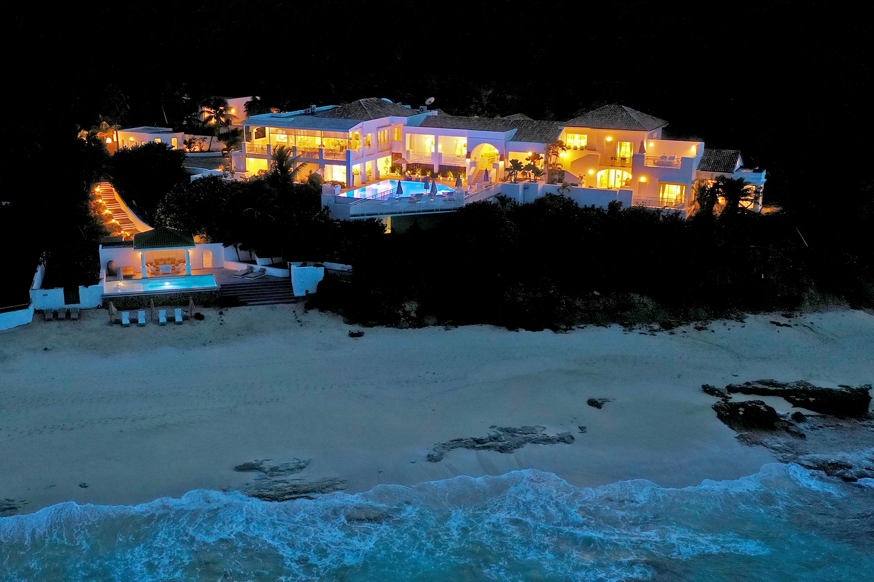 50 Oasis Azure Night in St. Martin