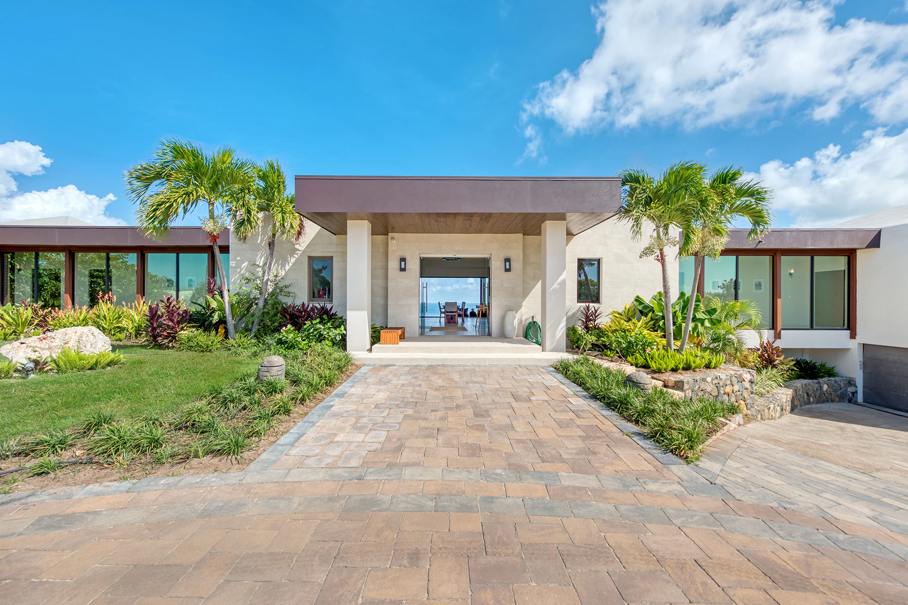 7 Amandara Entrance in St. Martin