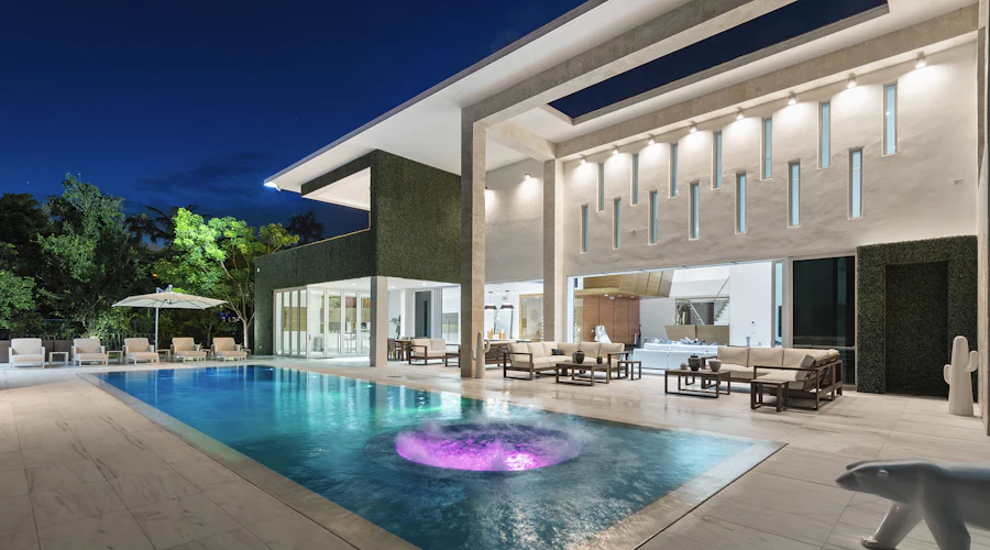 01 Villa Miami Backyard Pool