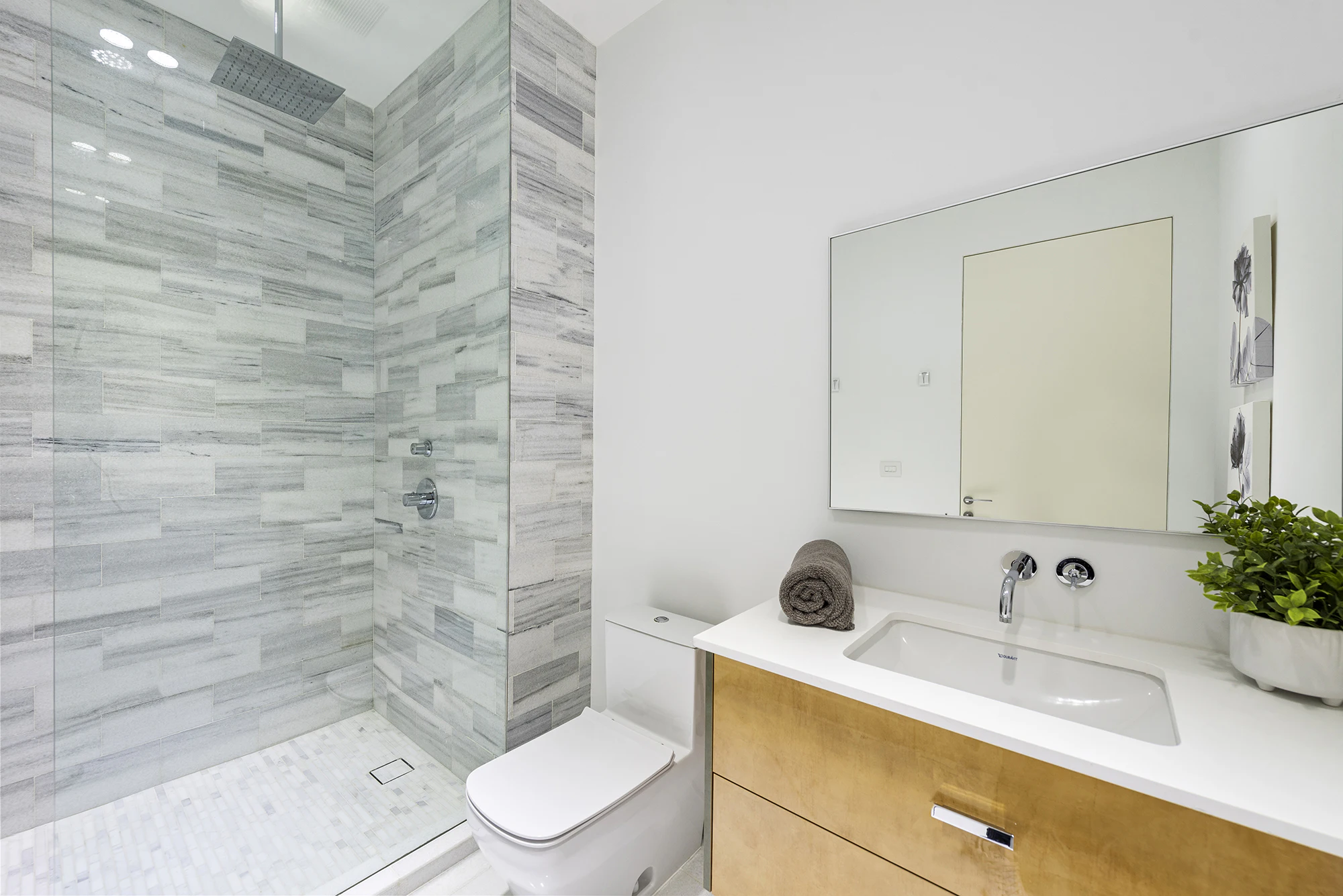 45 Villa Miami Guest Bathroom in Miami