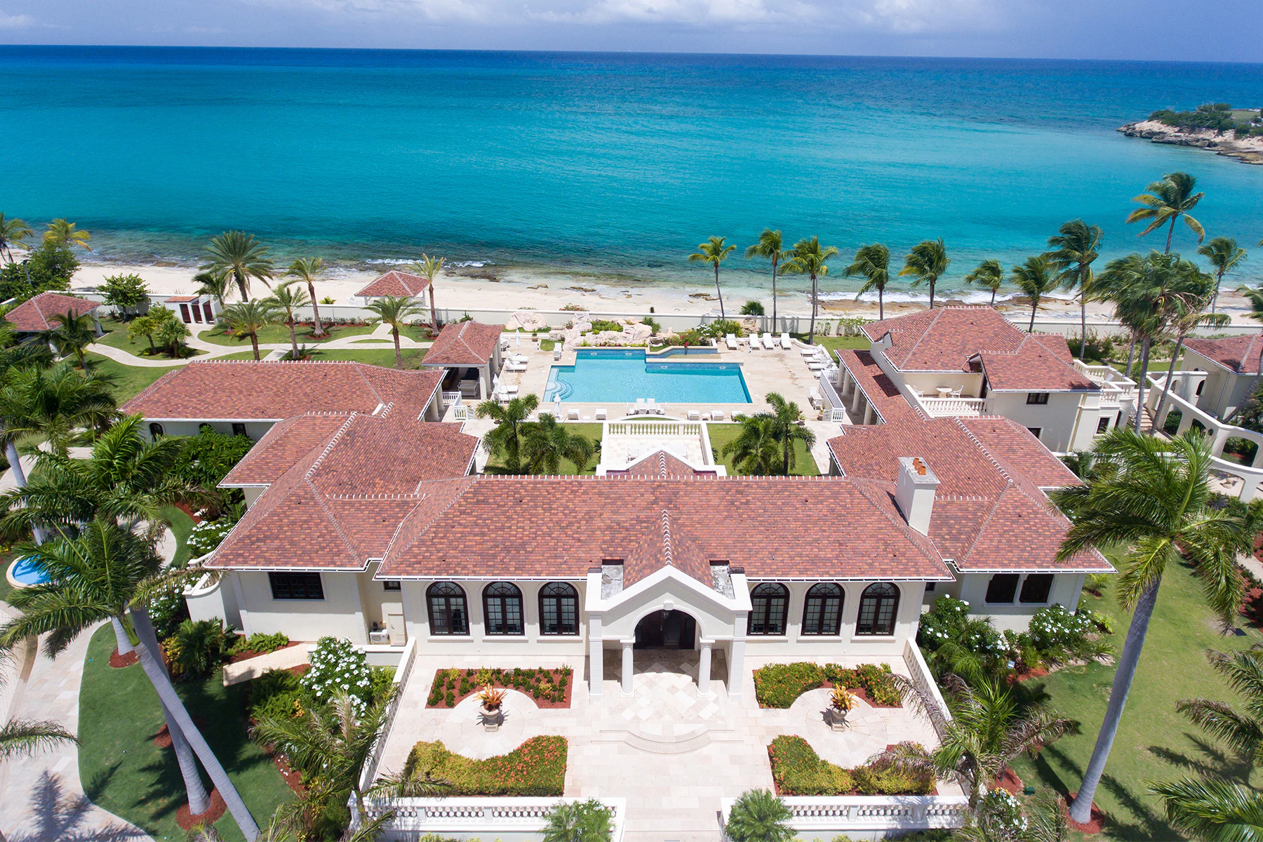 Terres Basses Palm Estate Royale