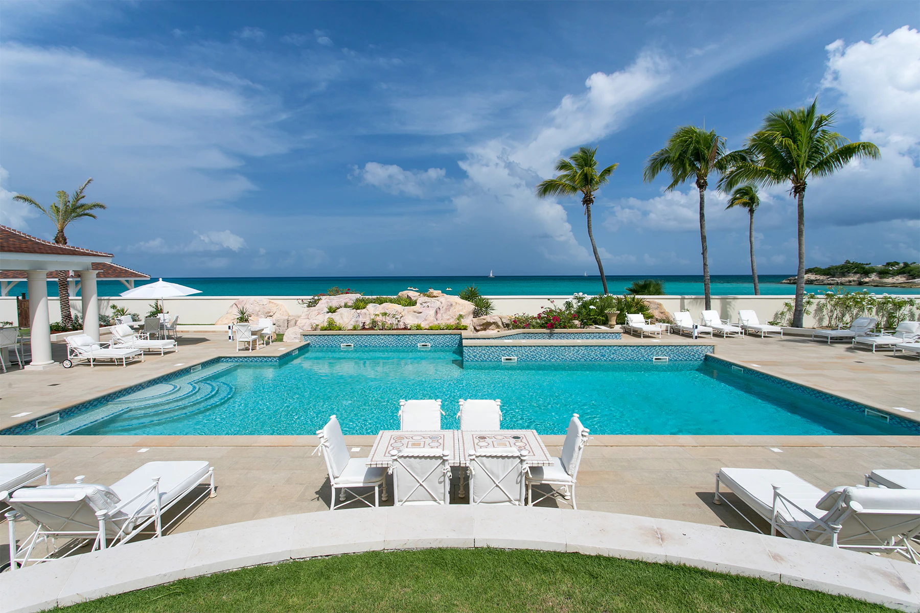 4 Palm Estate Royale Pool in St. Martin