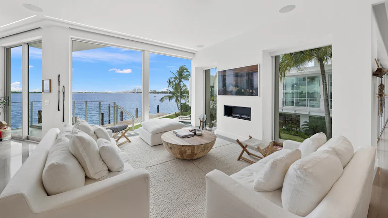 Luxury Rooftop Lounge Miami