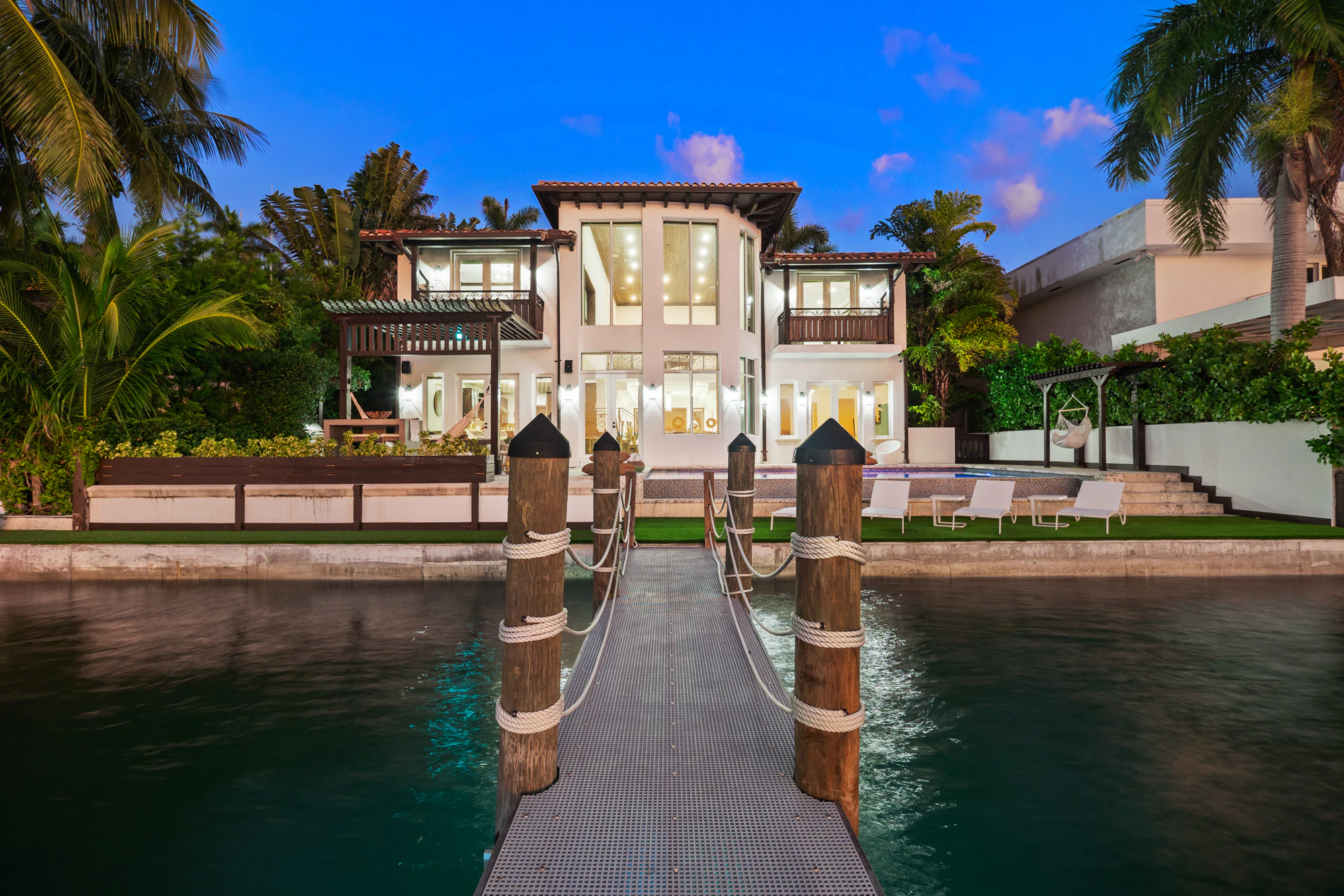 North Bay Village Villa Lieona