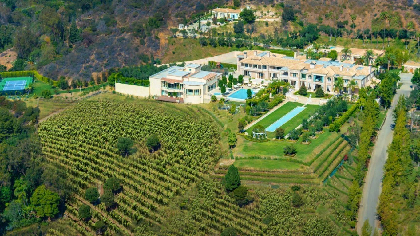 7730 59389c856ac6c in Los Angeles