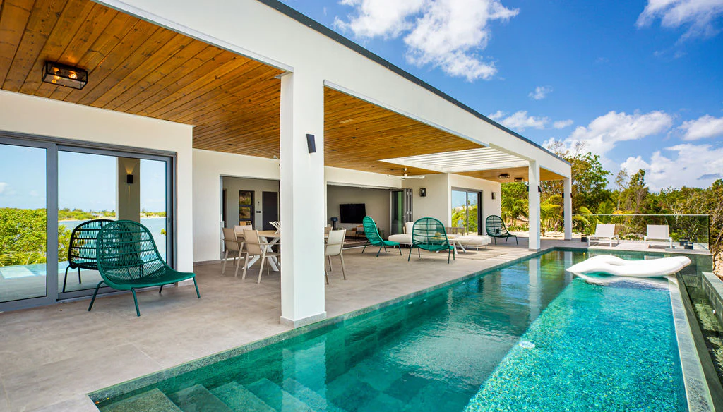 4 Villa Bliss Bay Pool in St. Martin