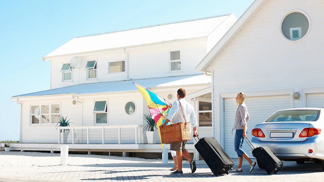 Luxury Arrival Miami Travelers