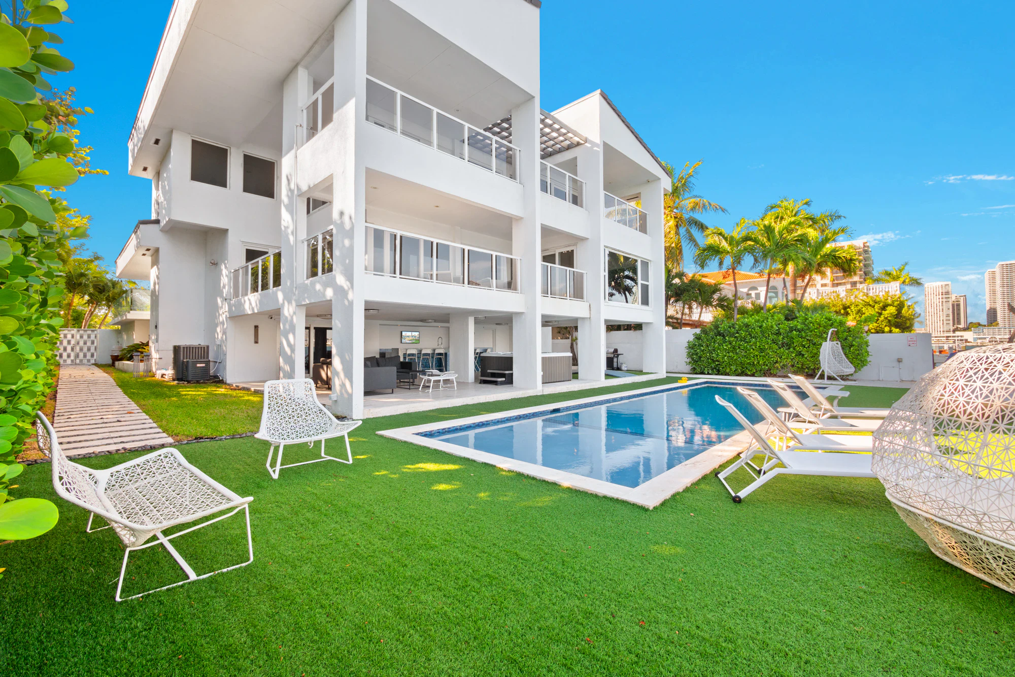 Villa Porcelino Miami