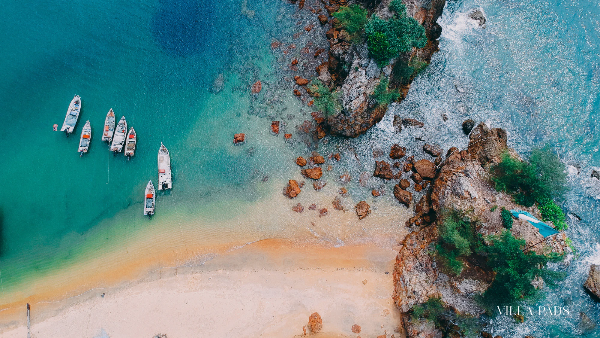 Colombier Beach Travel