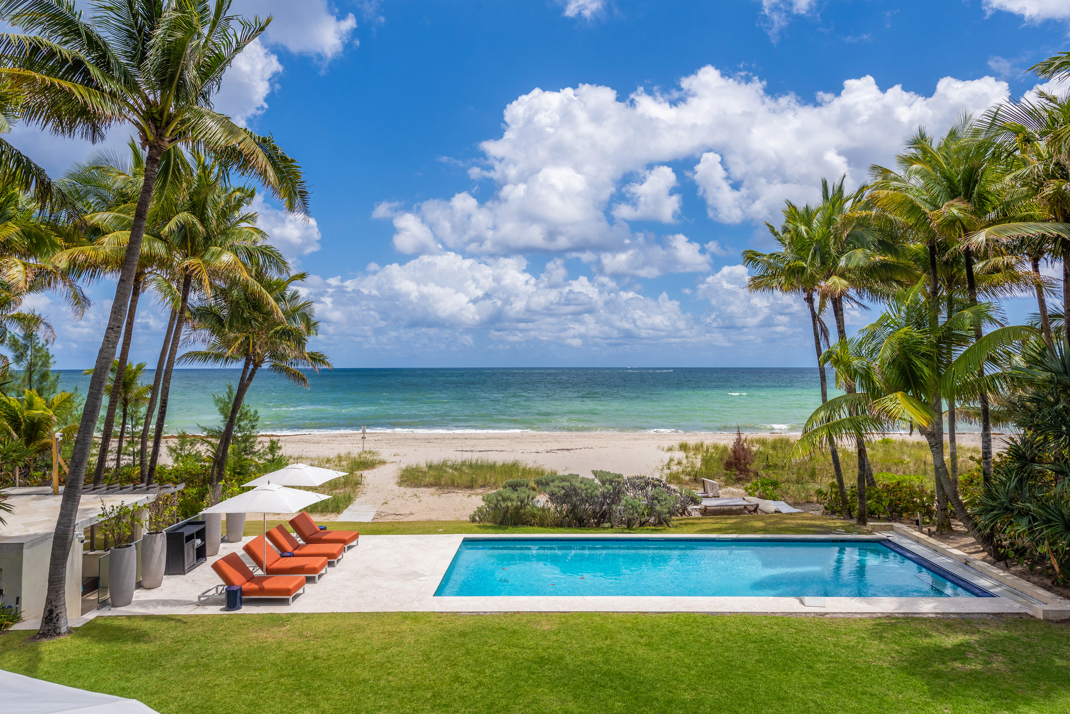 Golden Beach Villa Atlantis