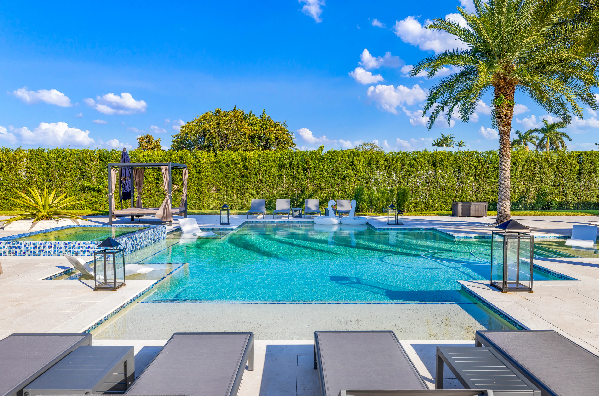 Villa Castro Urban Retreat