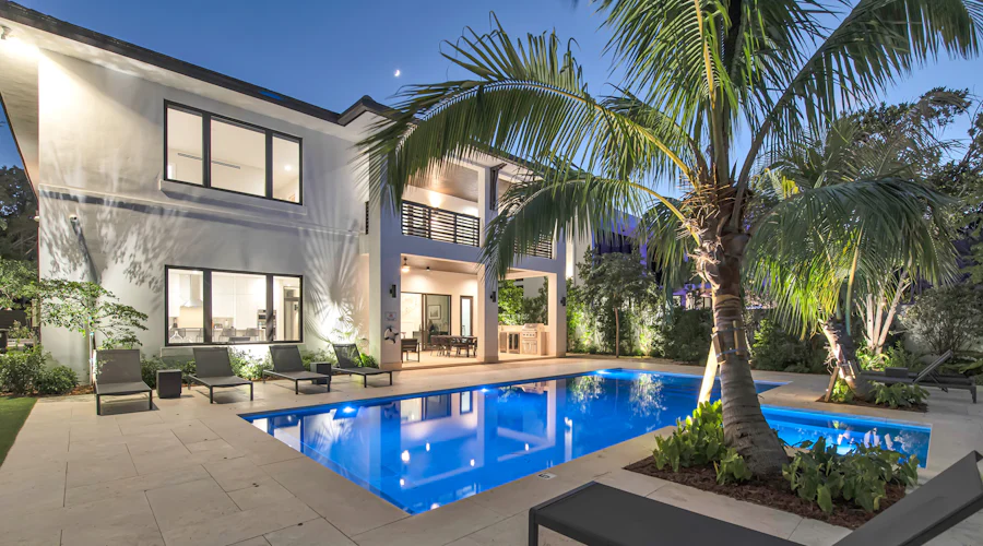 6 Villa Miami Backyard Pool
