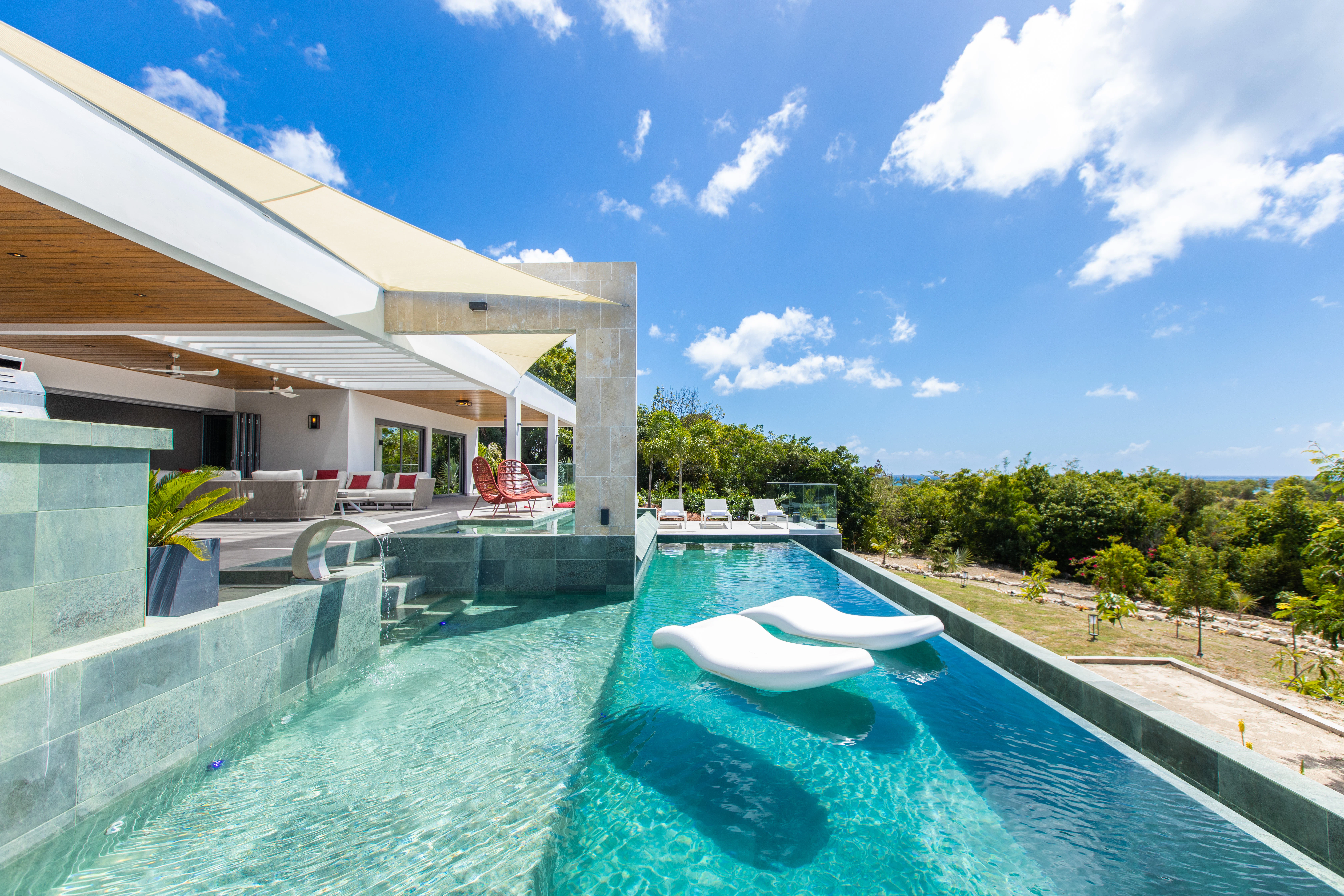 4 Villa Harmonia Pool in St. Martin