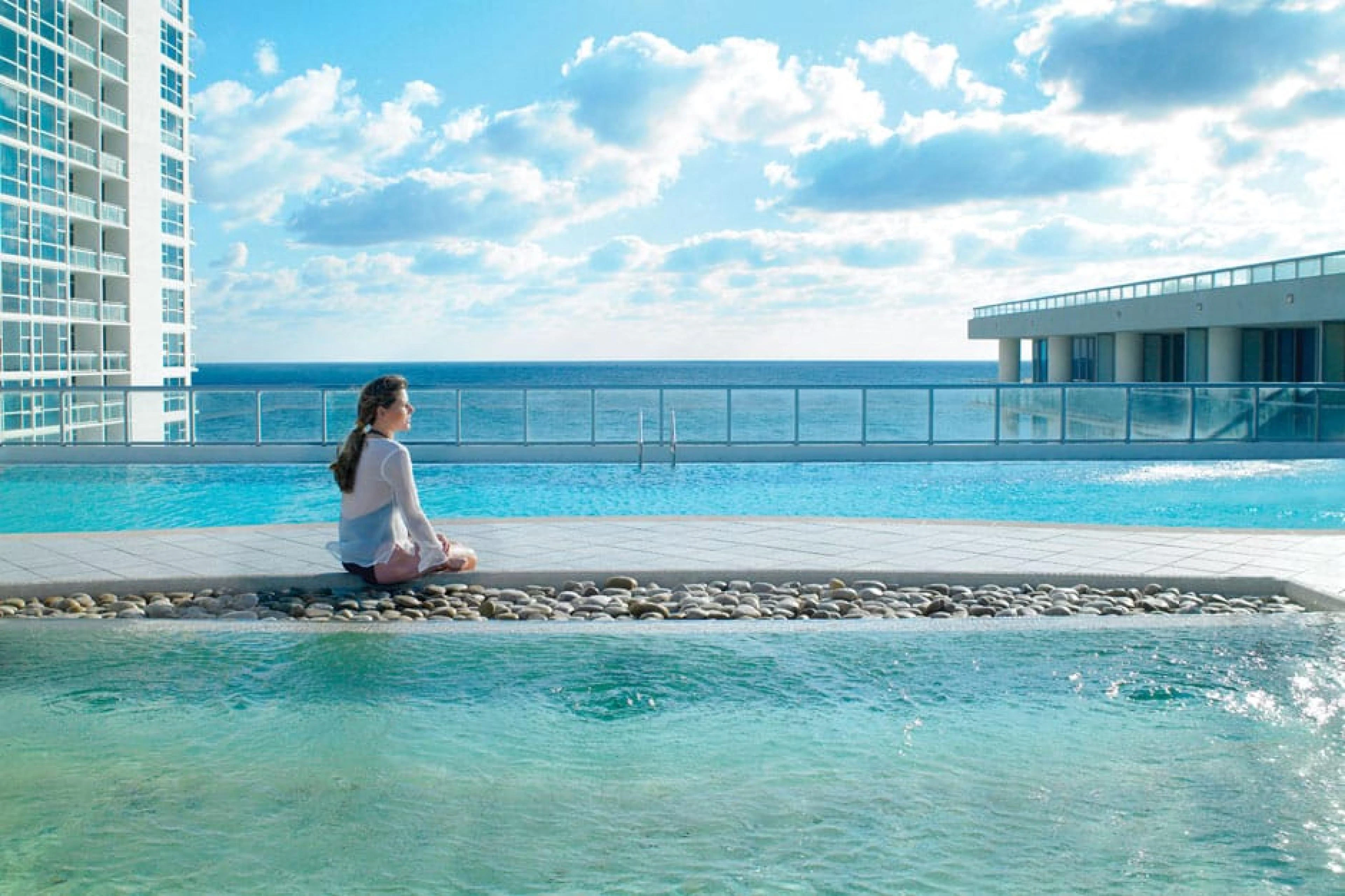 Carillon Spa Miami Beach