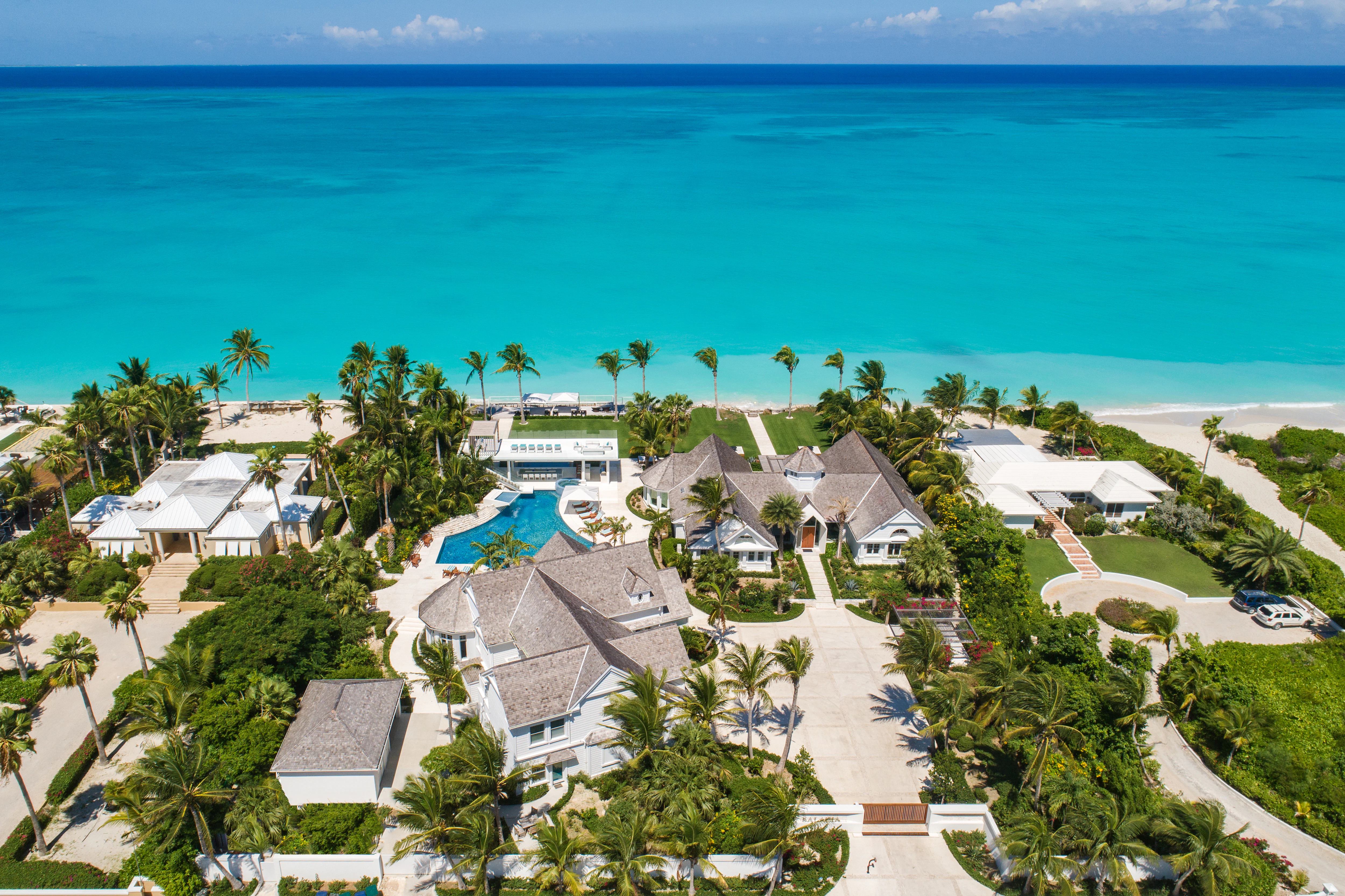 Villa Cilia Private Pool Greenery