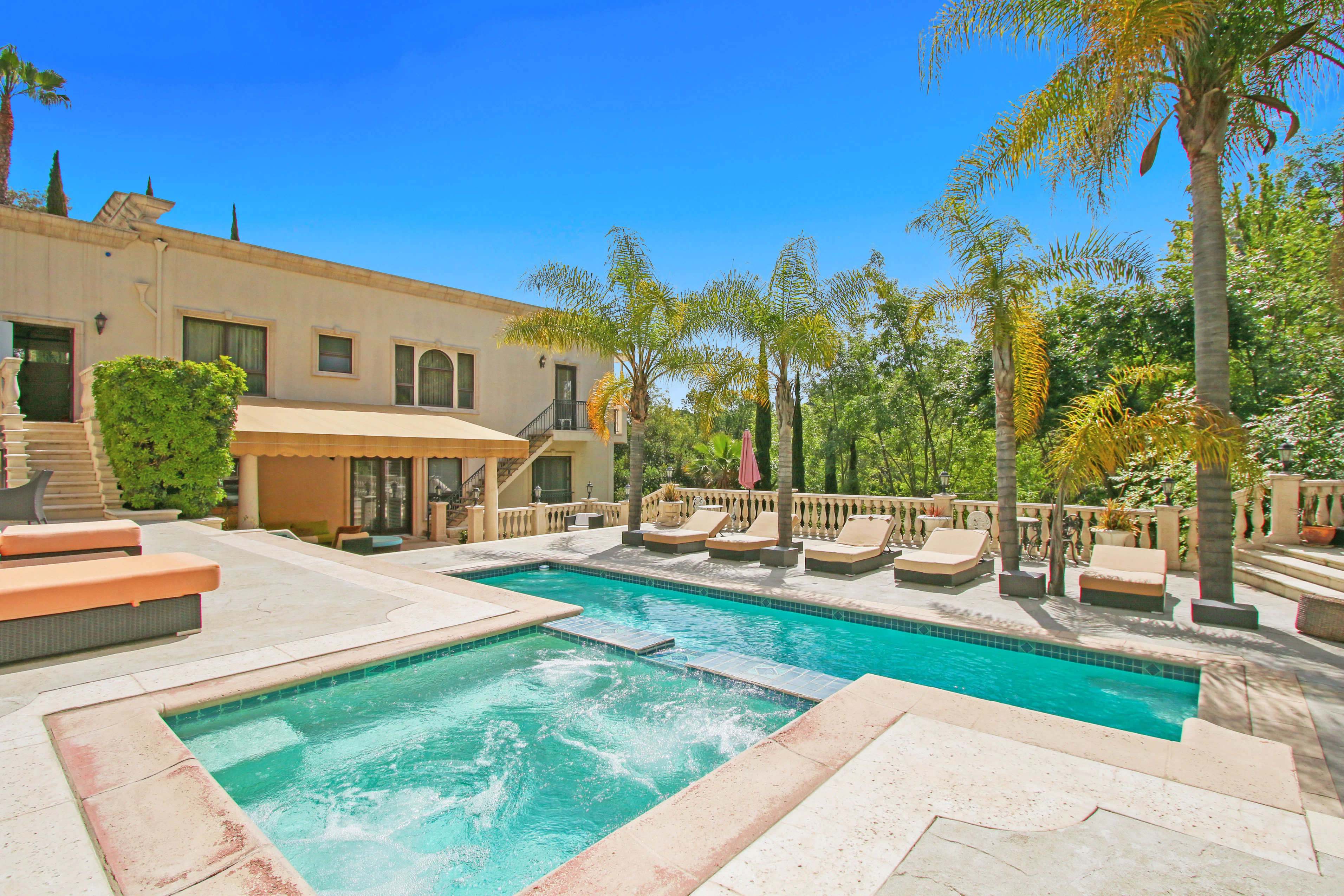 Los Angeles The Multiview Estate