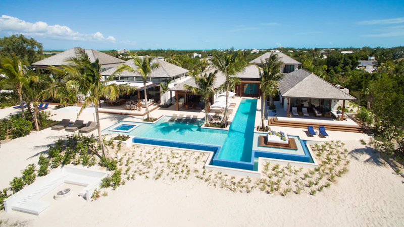 Villa Exuma - Beachfront Pool in Turks and Caicos Islands