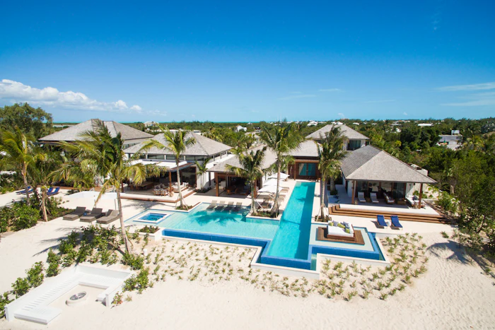 Villa Exuma - Beachfront Pool in Turks and Caicos Islands in Turks and Caicos