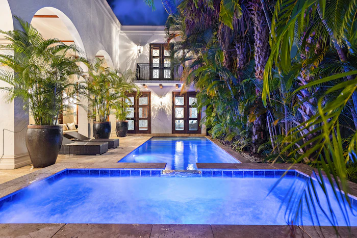02 Villa Backyard Pool in Fort Lauderdale