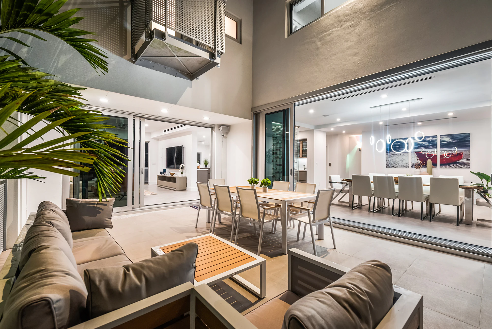 7 Villa Miami Backyard Dining in Miami