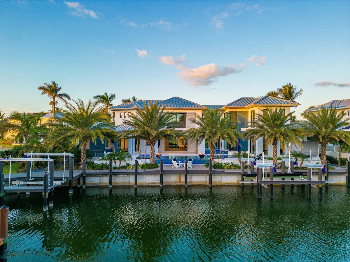 Villa Shad Tropical Pool