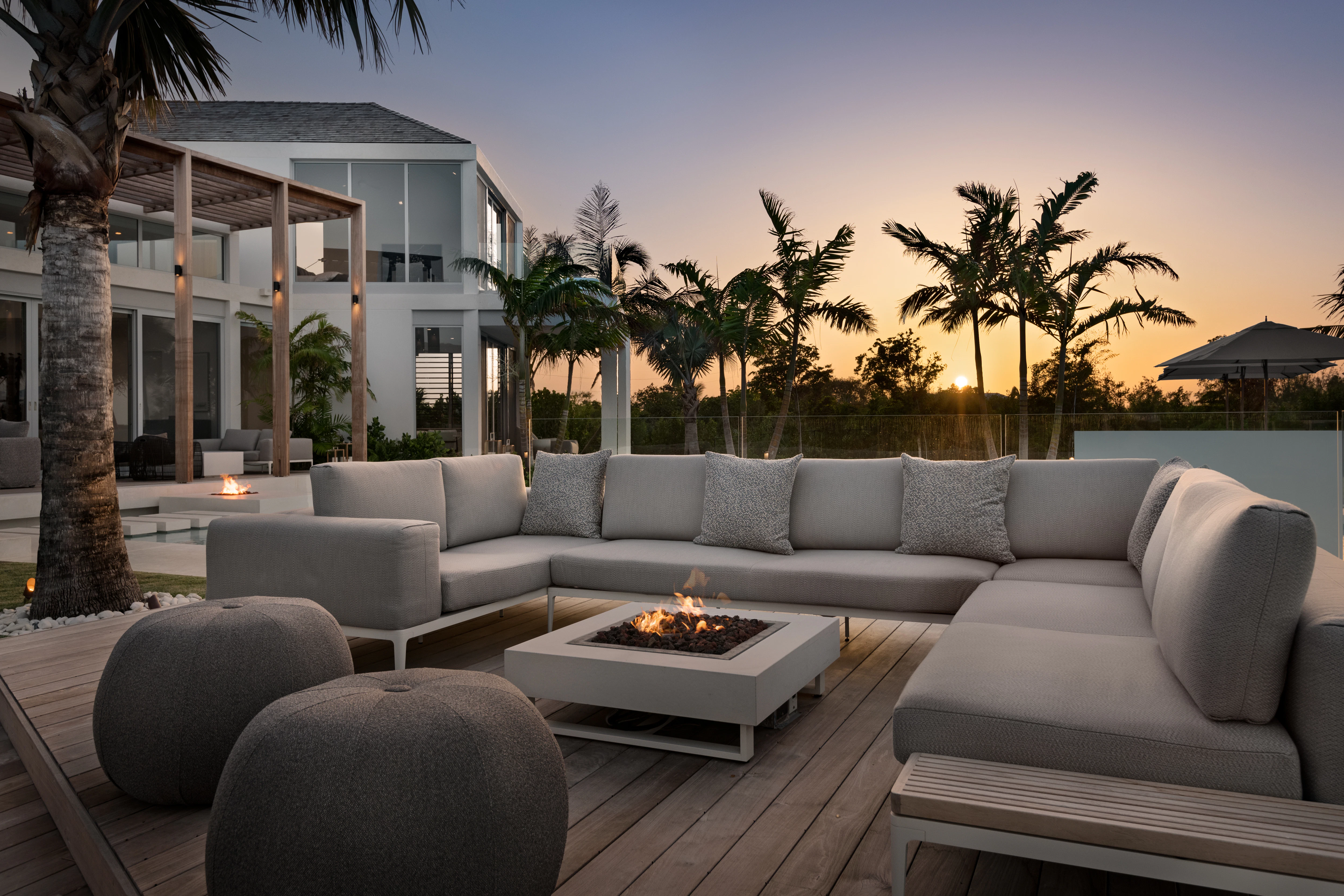 Cabuya 60 Props Option in Turks and Caicos